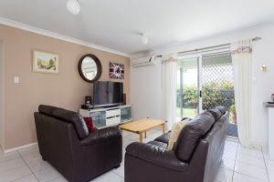6 Delaforce Street, Regents Park, QLD 4118