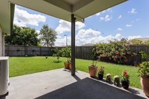 6 Delaforce Street, Regents Park, QLD 4118