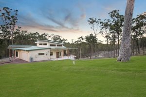 207 Wuraga Road, Bahrs Scrub, QLD 4207