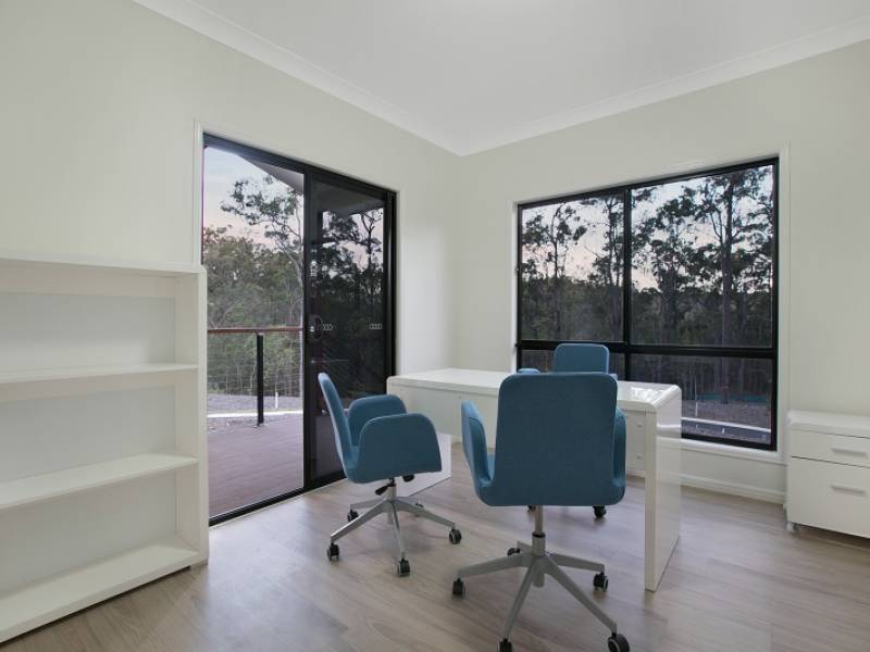 207 Wuraga Road, Bahrs Scrub, QLD 4207
