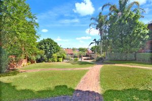 17/38 Barrett Street, Robertson,