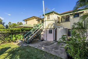 70 Junction Terrace, Annerley,