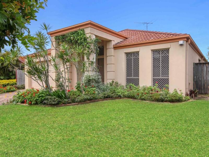 10 Sungold Place, Eight Mile Plains,