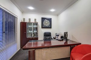 176  Hawthorn Circuit, Stretton,