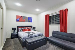 176  Hawthorn Circuit, Stretton,