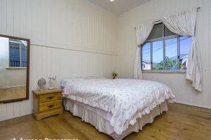 70 Junction Terrace, Annerley,