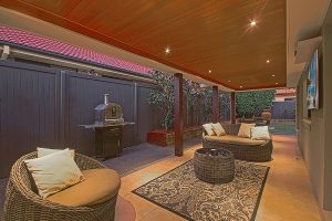 11 Juniper Circuit, Stretton,
