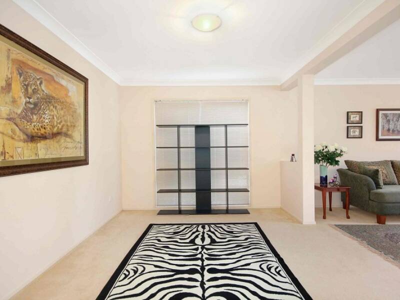 10 Sungold Place, Eight Mile Plains,