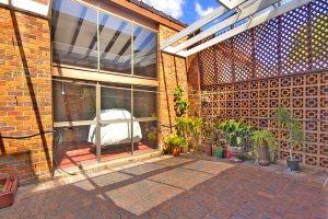17/38 Barrett Street, Robertson,