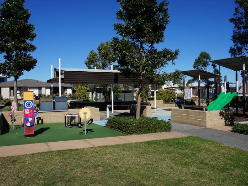 71 Kate Circuit, Rochedale,