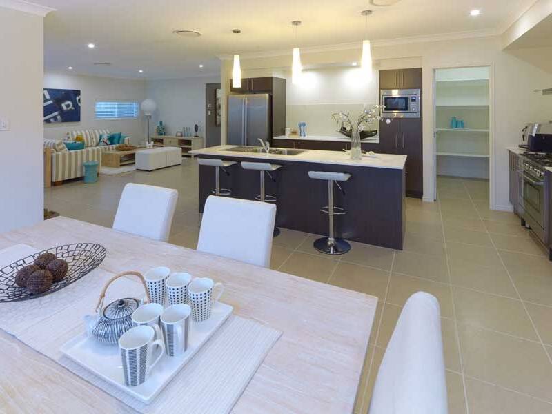 11 McDermott Parade, Rochedale,