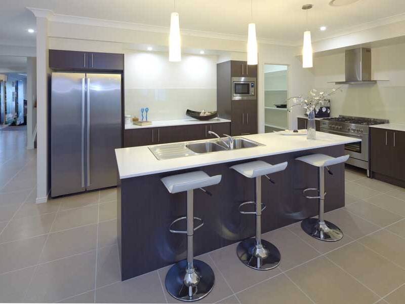 11 McDermott Parade, Rochedale,