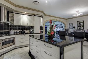 127 The Parkway, Stretton,