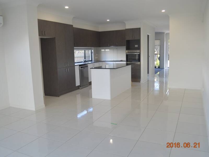 71 Kate Circuit, Rochedale,