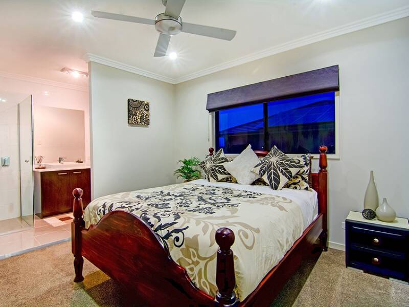 10 Peachtree Place, Stretton,