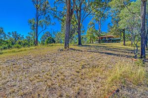 45 Hill Road, Plainland,