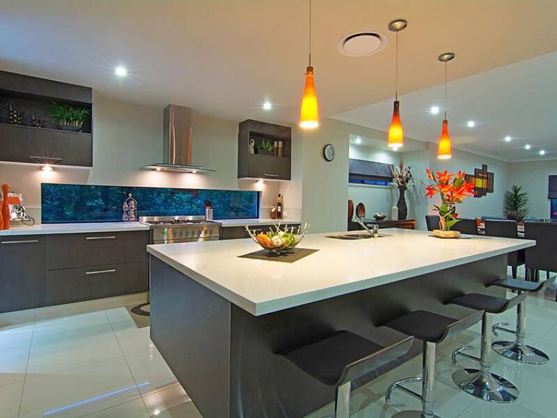 10 Peachtree Place, Stretton,