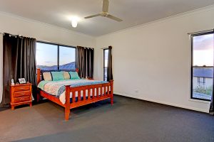 150 Hawthorn Circuit, Stretton,
