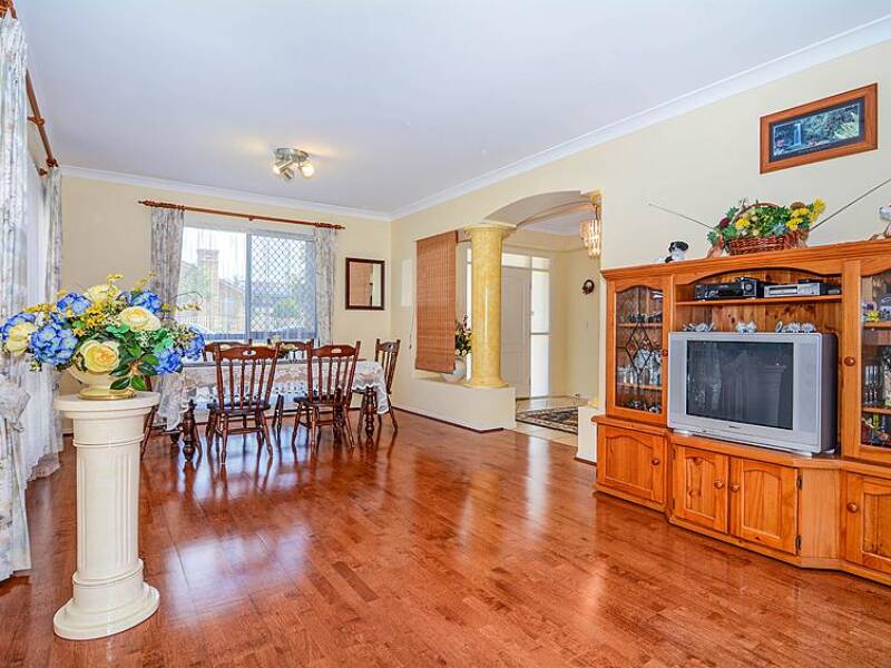 8 Falaise Place, Sunnybank Hills,