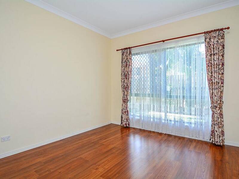 8 Falaise Place, Sunnybank Hills,