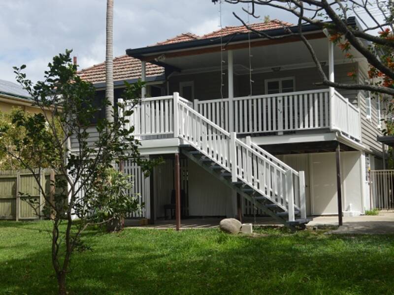 102 Earl Street, Greenslopes,