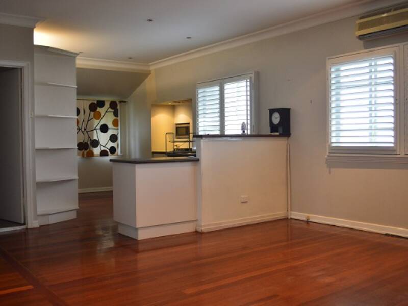 102 Earl Street, Greenslopes,