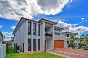 13 Peachtree Place, Stretton, QLD 4116