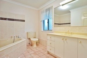 8 Gardenia Close, Stretton, QLD 4116