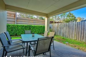 63 Kakadu Street, Parkinson, QLD 4115