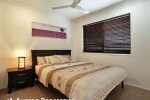 63 Kakadu Street, Parkinson, QLD 4115