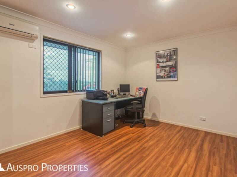 107 Chester Road, Eight Mile Plains, QLD 4113