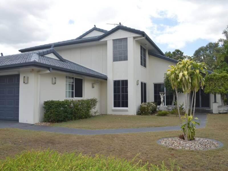 6 Poinciana Crescent, Stretton,