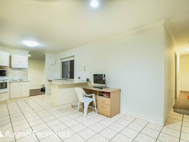 9 Stibbs Close, Runcorn, QLD  4113
