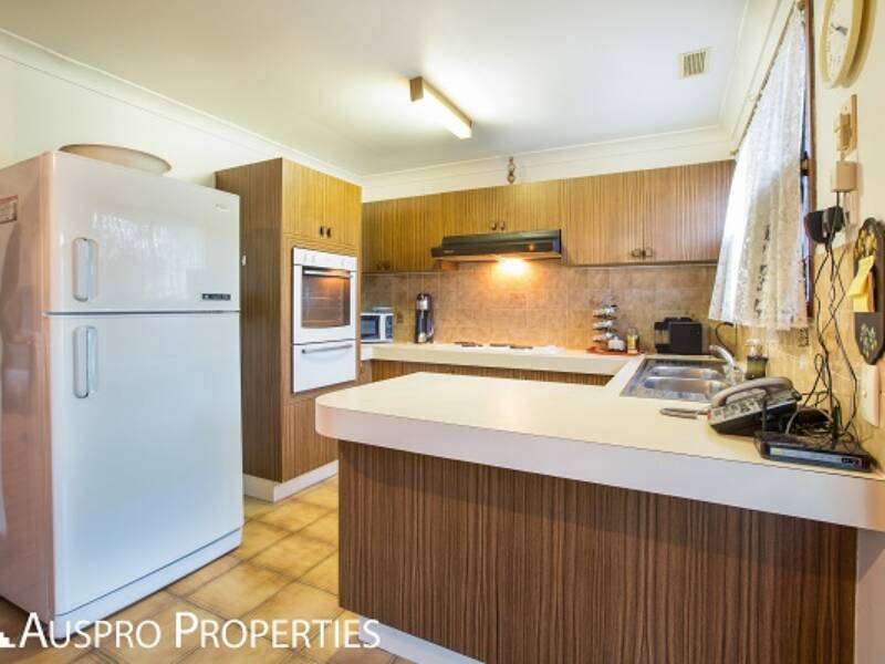 457 Warrigal Road, Eight Mile Plains, QLD 4113