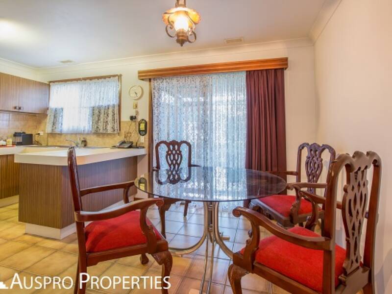 457 Warrigal Road, Eight Mile Plains, QLD 4113