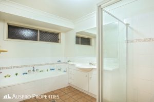 9 Stibbs Close, Runcorn, QLD  4113