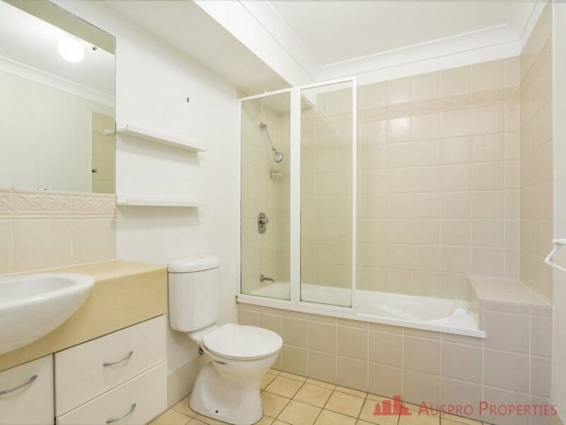 21/2200  Logan Road, Upper Mount Gravatt, QLD 4122 Australia