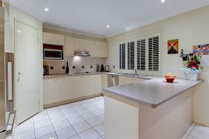 12 Juniper Cct , Stretton, QLD 4116 Australia