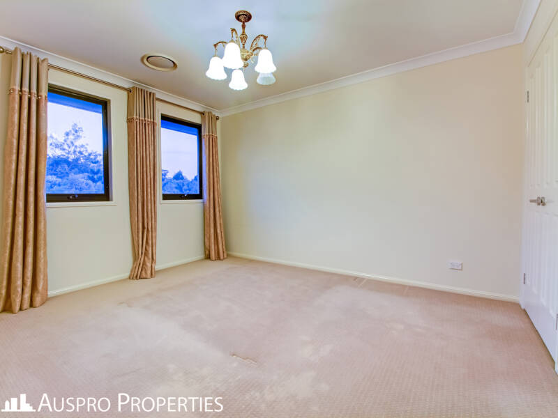 18 Peachtree Place, Stretton, QLD 4116