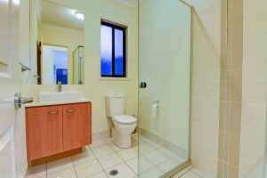 18 Peachtree Place, Stretton, QLD 4116