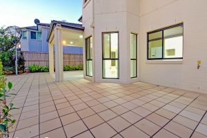 18 Peachtree Place, Stretton, QLD 4116