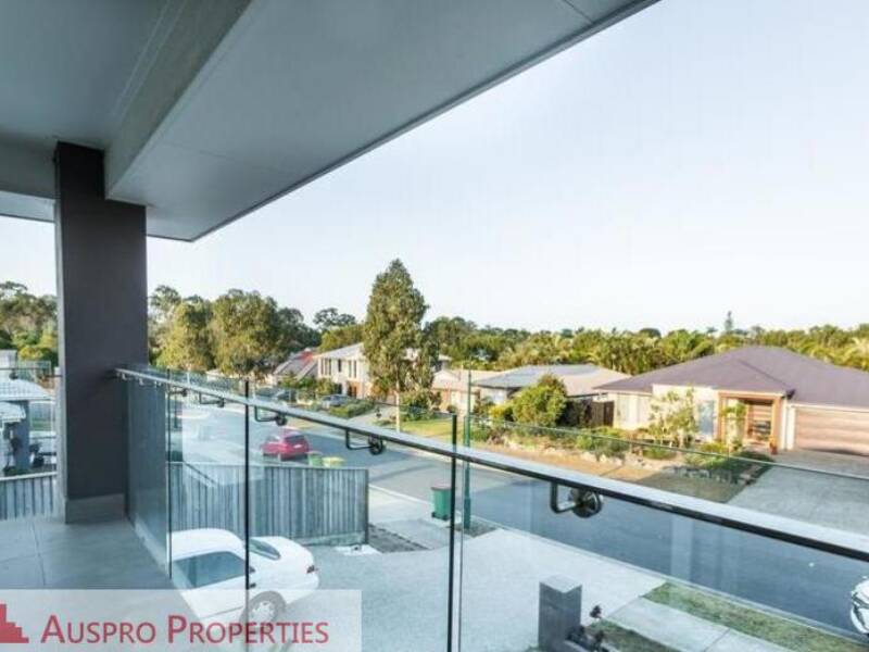 37 Parkgrove St, Birkdale, QLD 4159