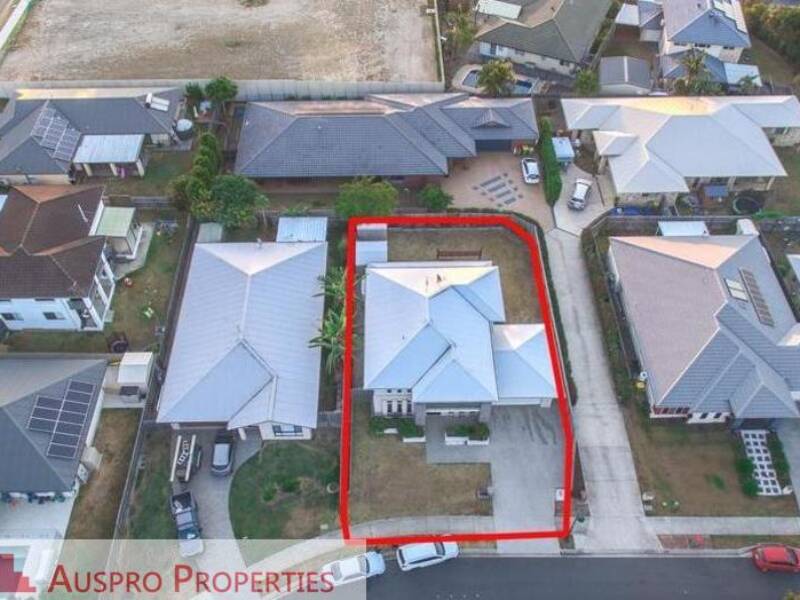 37 Parkgrove St, Birkdale, QLD 4159