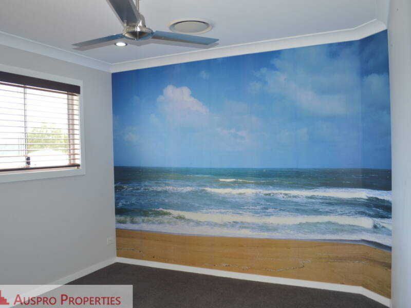 37 Parkgrove St, Birkdale, QLD 4159