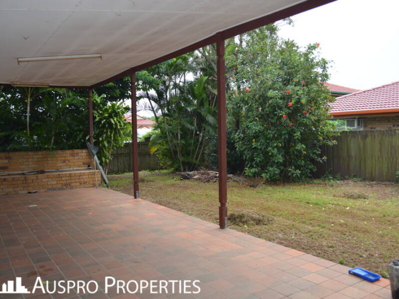 4 Pitfield Street, Eight Mile Plains, QLD 4113 Australia