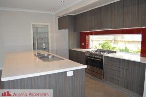 37 Parkgrove St, Birkdale, QLD 4159