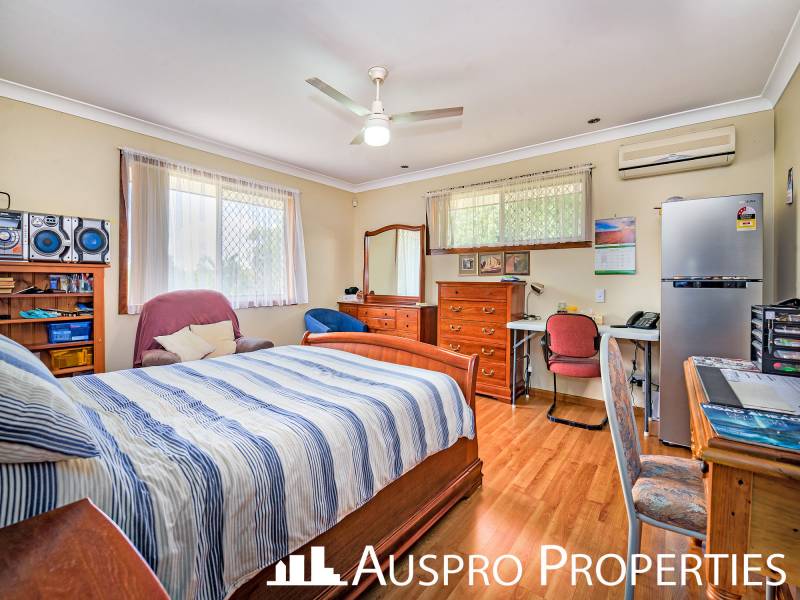 27 Park Ridge Rd, Park Ridge, QLD 4125 Australia