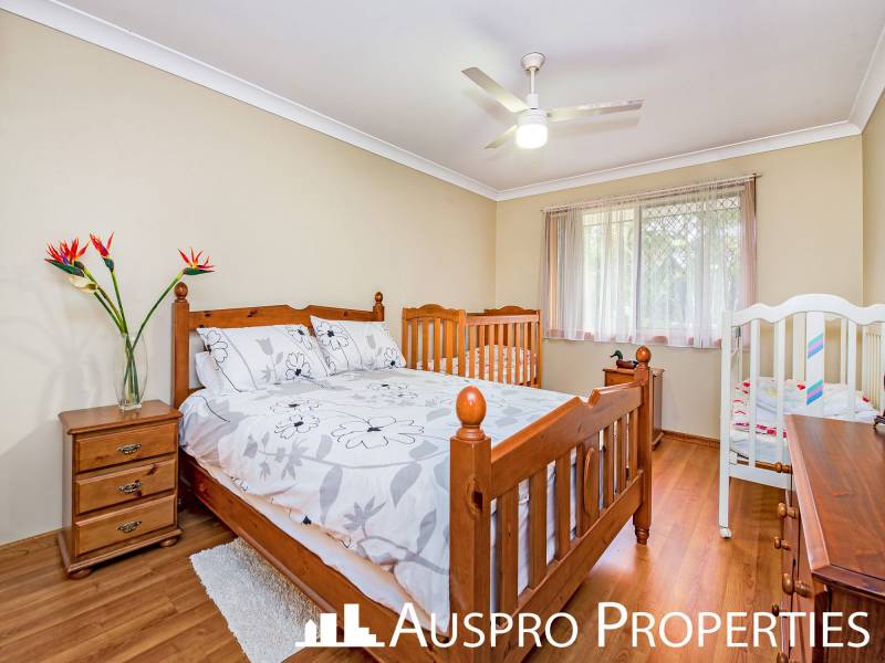 27 Park Ridge Rd, Park Ridge, QLD 4125 Australia