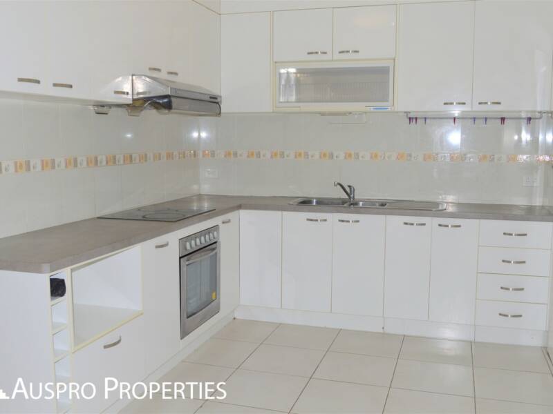 169 Chilton Street, Sunnybank Hills, QLD 4109 Australia