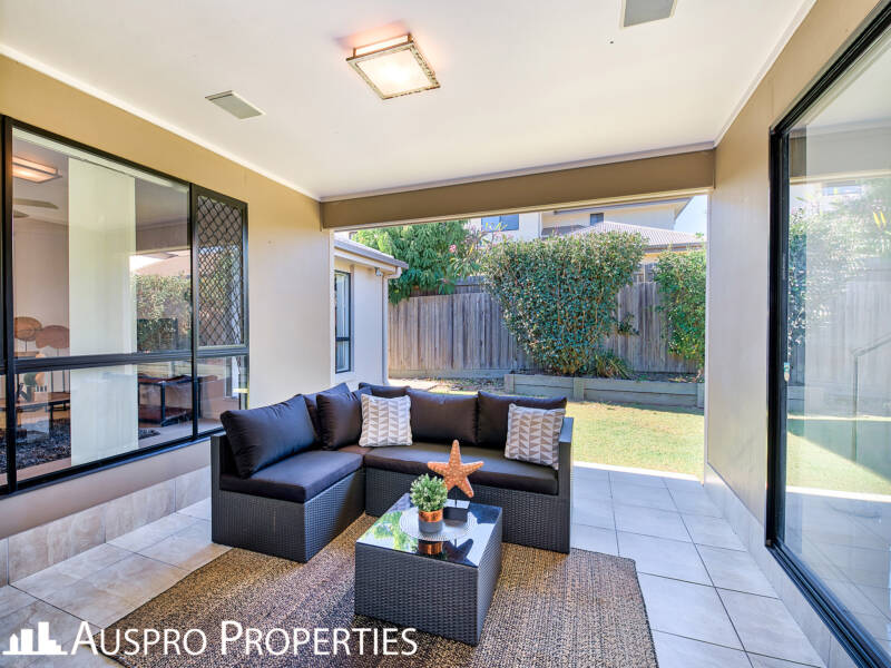 13 Girraween Cr, Parkinson, QLD 4115 Australia
